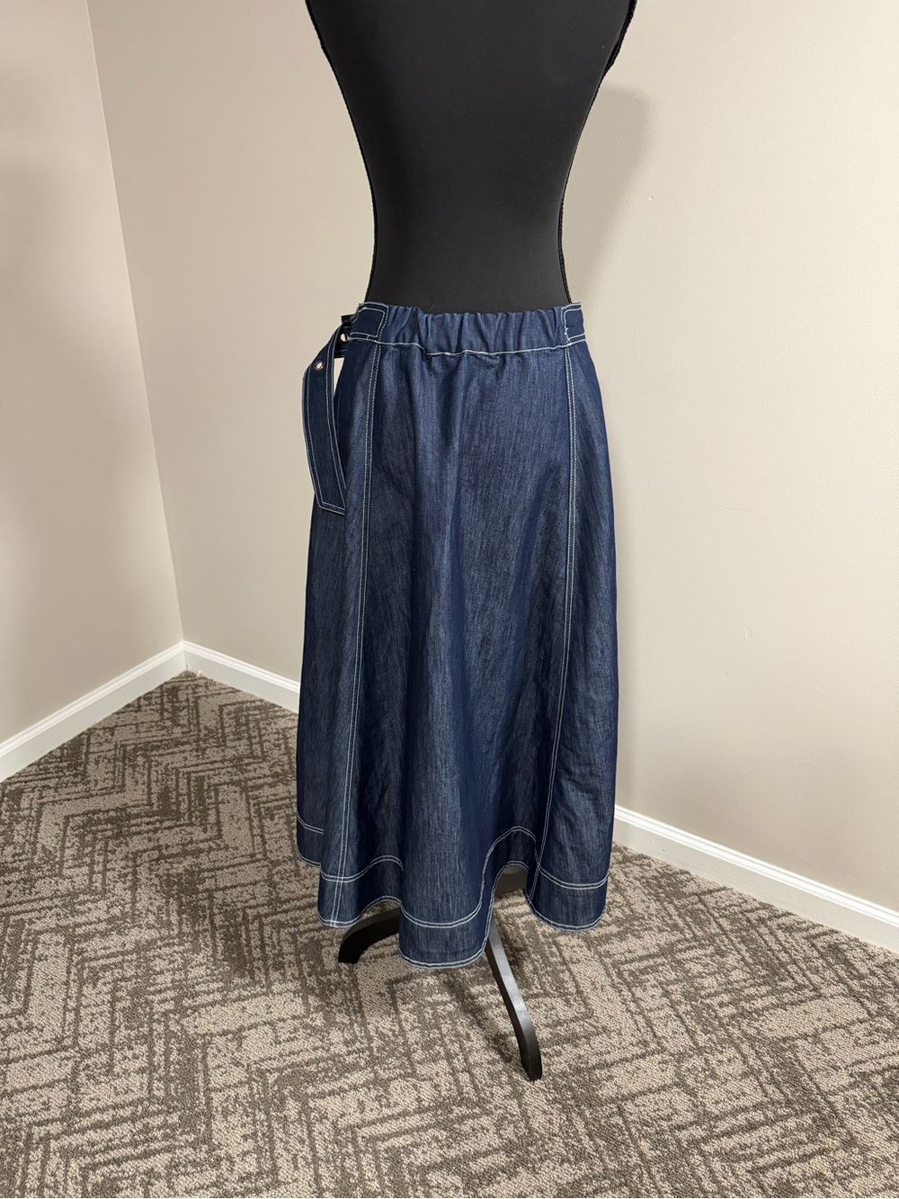 Pilcro Side-Slit Denim A-Line Midi Skirt - Picture 10 of 13